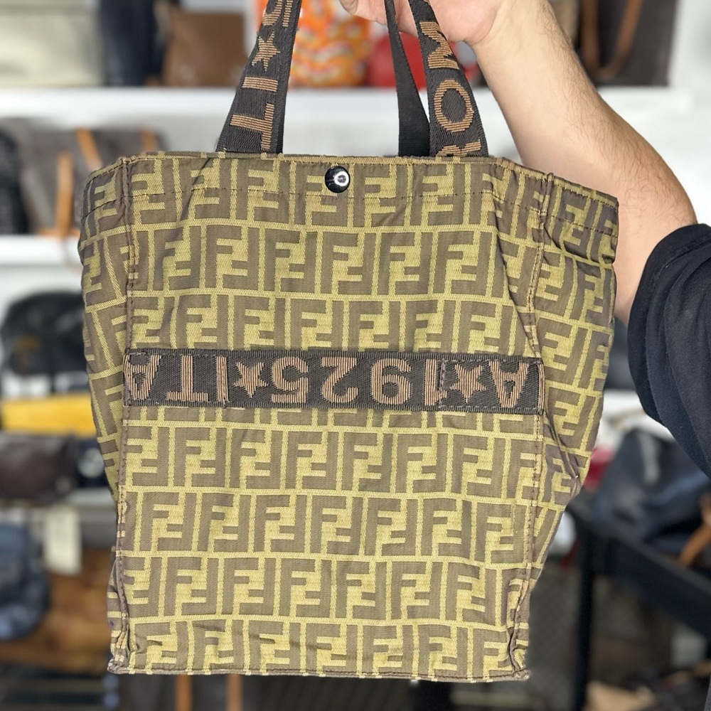 FENDI TOTE
